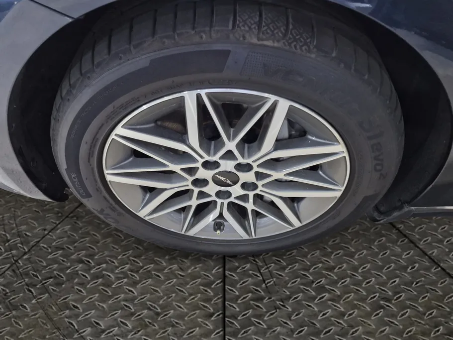 جينيسيس G80 PRESTIGE 2025 