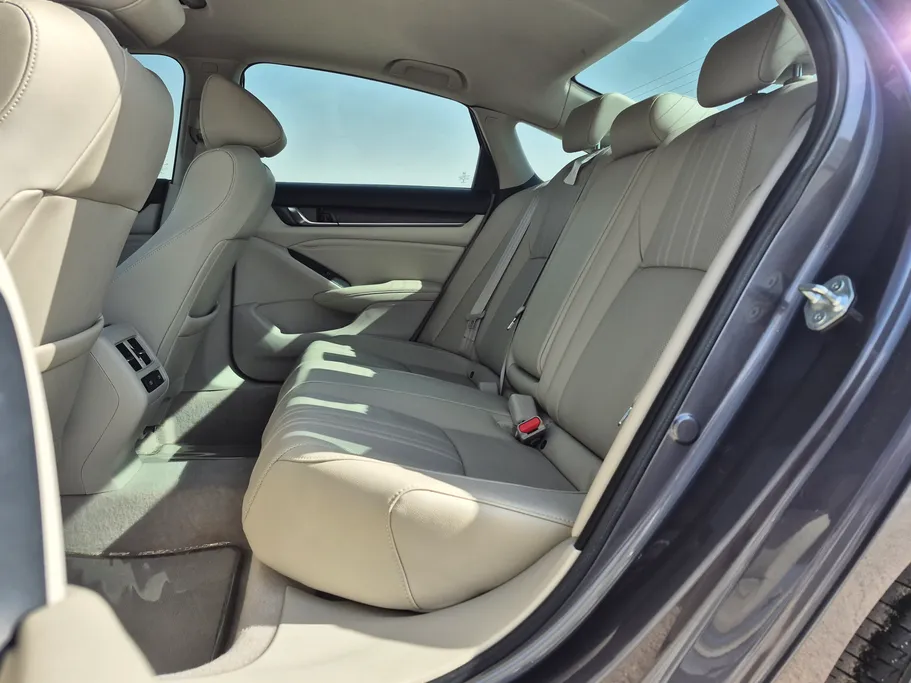 2022 Honda Accord EX 