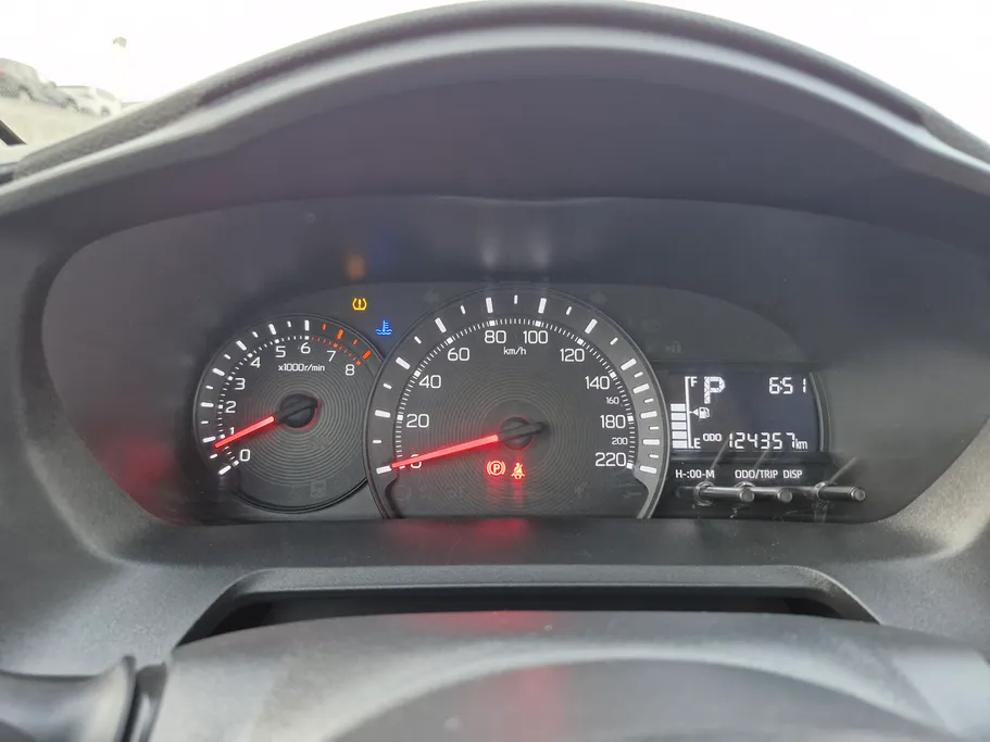 2023 Toyota Yaris  Y 