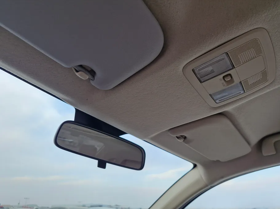 2023 Toyota Yaris  Y 