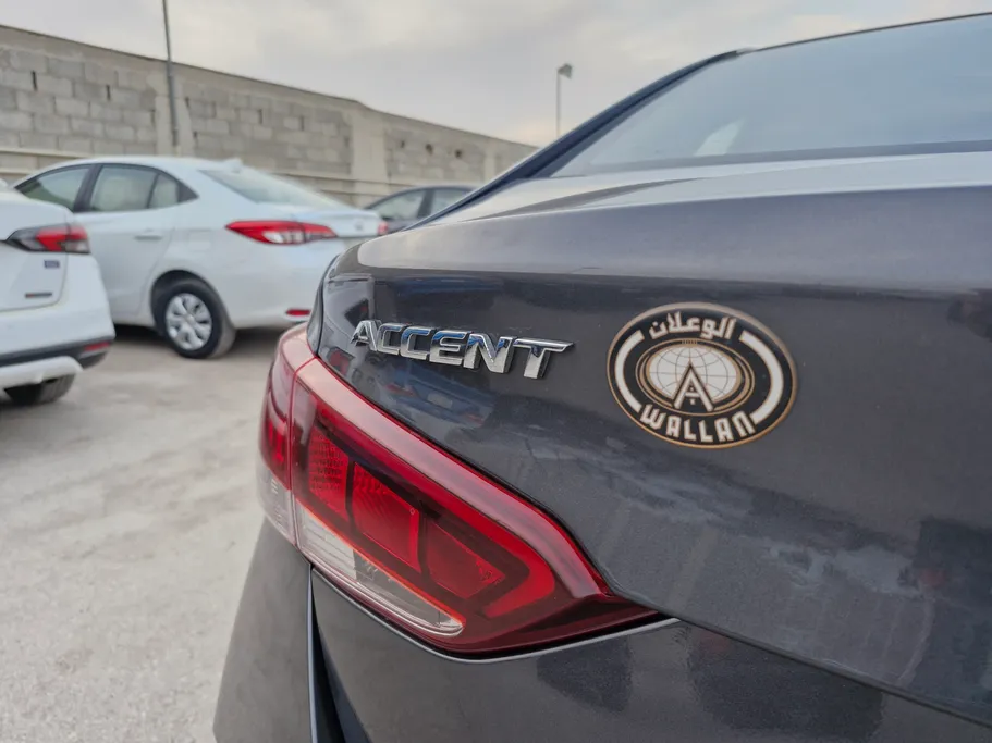 2023 Hyundai Accent Smart 