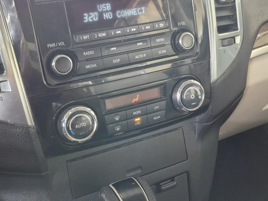 ميتسوبيشي باجيرو GLS 5Doors 2020 