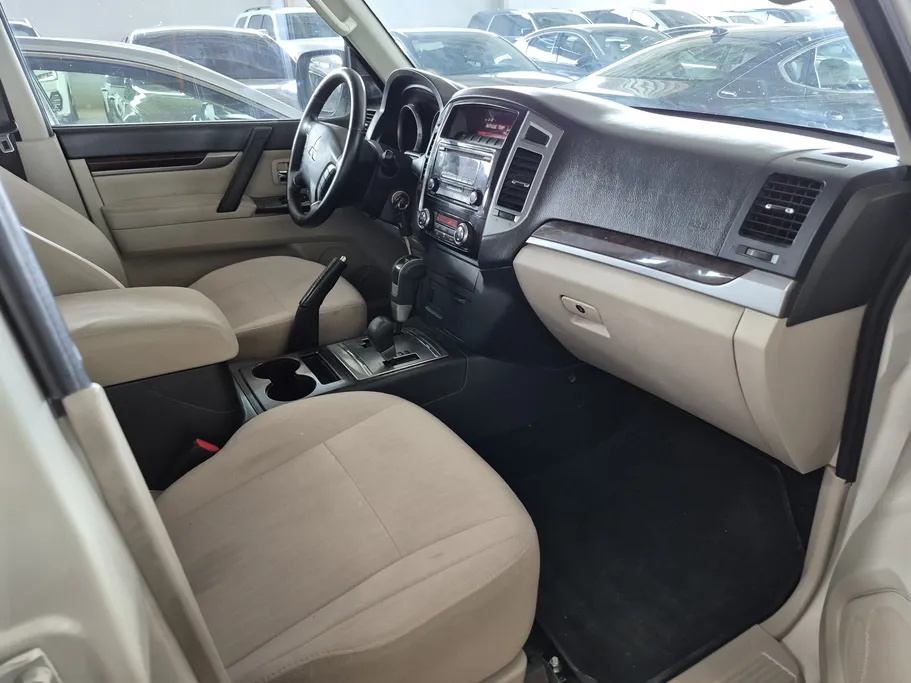 ميتسوبيشي باجيرو GLS 5Doors 2020 