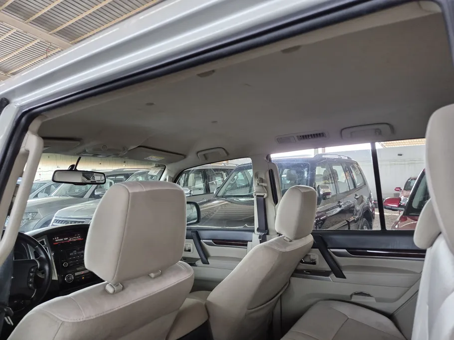 ميتسوبيشي باجيرو GLS 5Doors 2020 