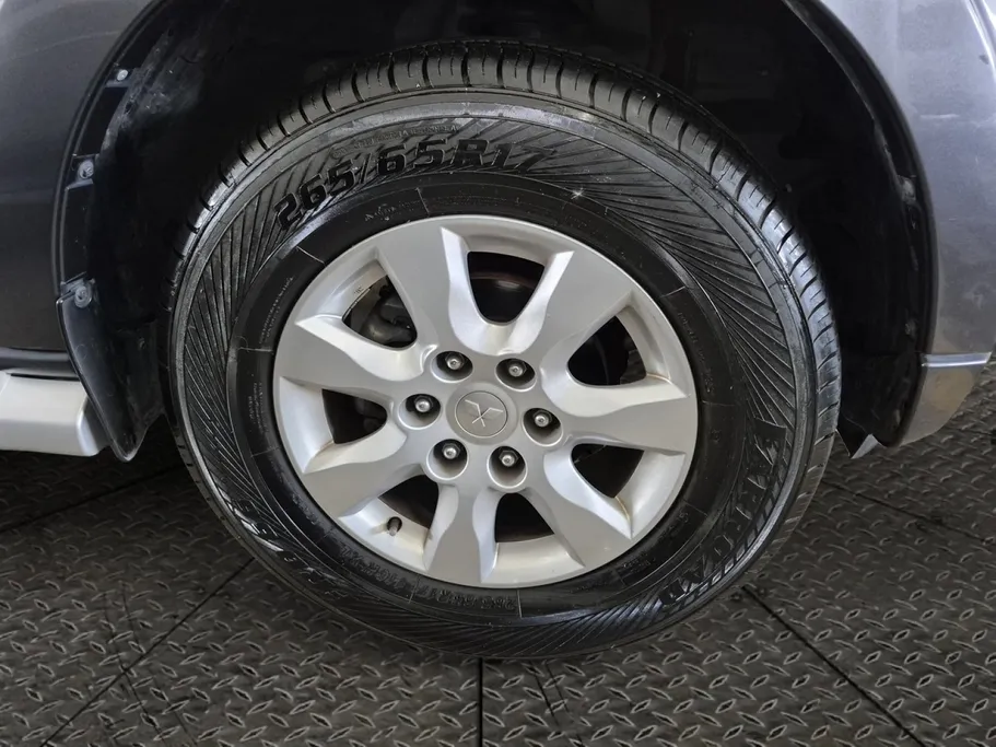 2022 Mitsubishi Pajero GLS 4Doors 