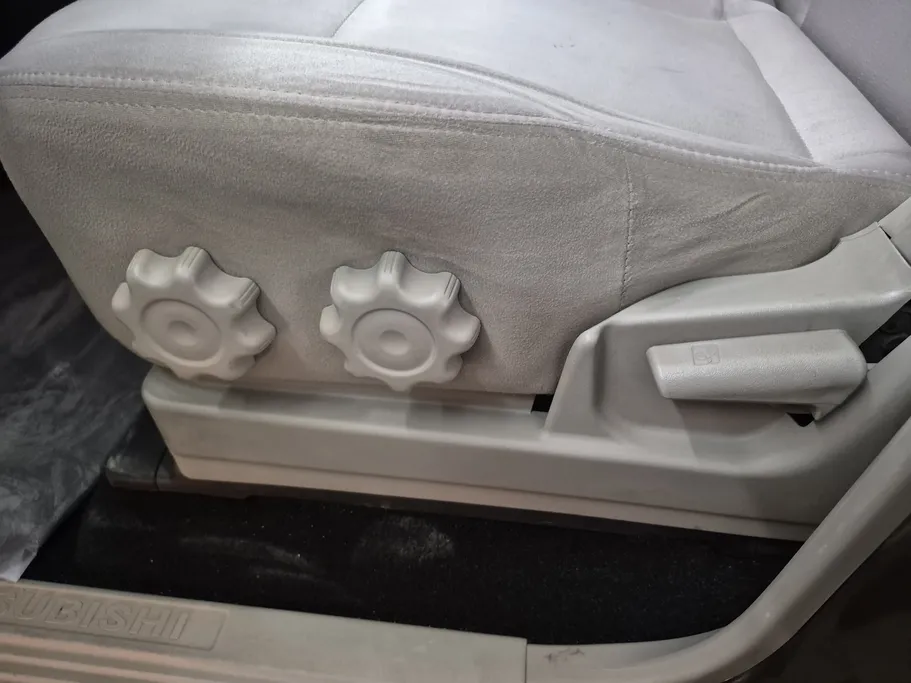 2022 Mitsubishi Pajero GLS 4Doors 