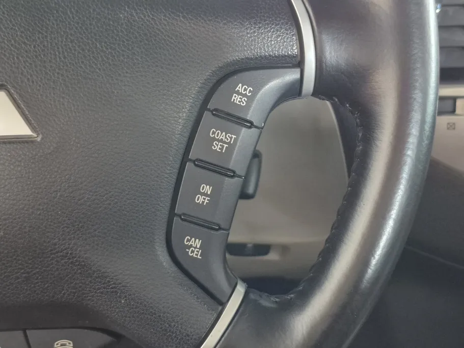 2022 Mitsubishi Pajero GLS 4Doors 