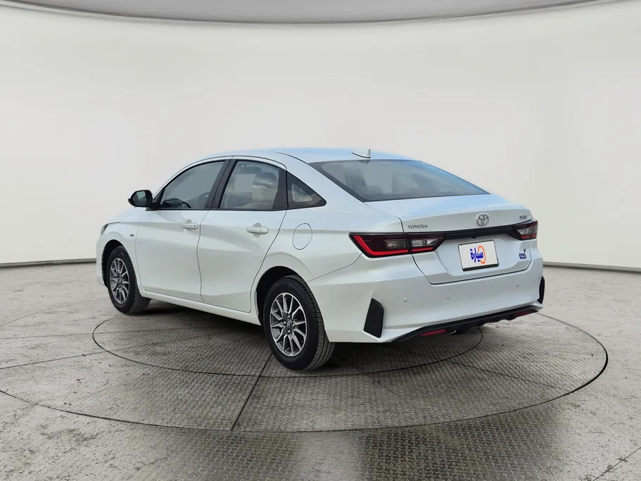 2024 Toyota Yaris  Y 