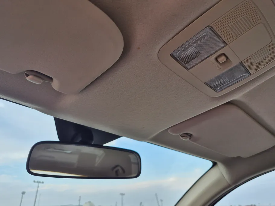 2024 Toyota Yaris  Y 