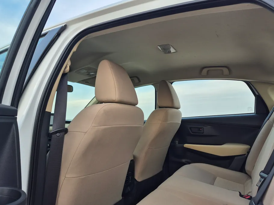 2024 Toyota Yaris  Y 