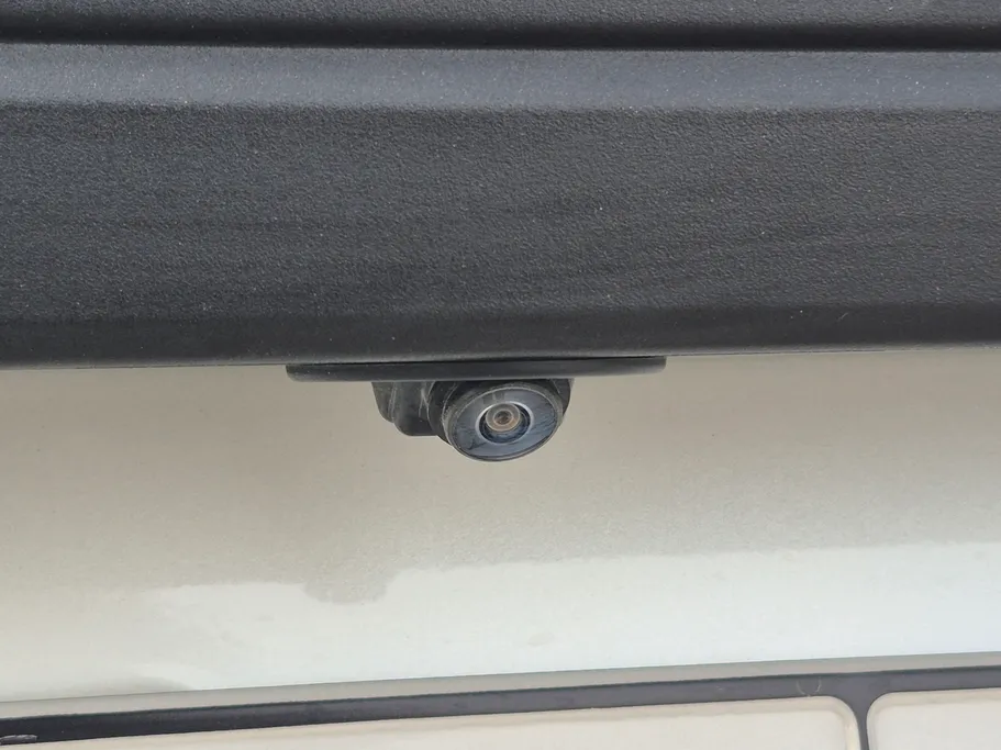 2024 Toyota Yaris  Y 