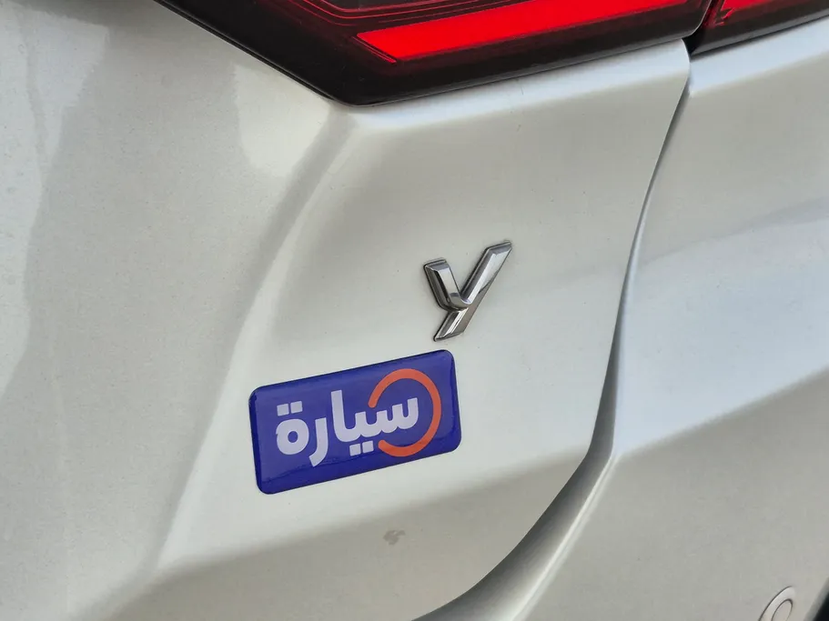 2024 Toyota Yaris  Y 