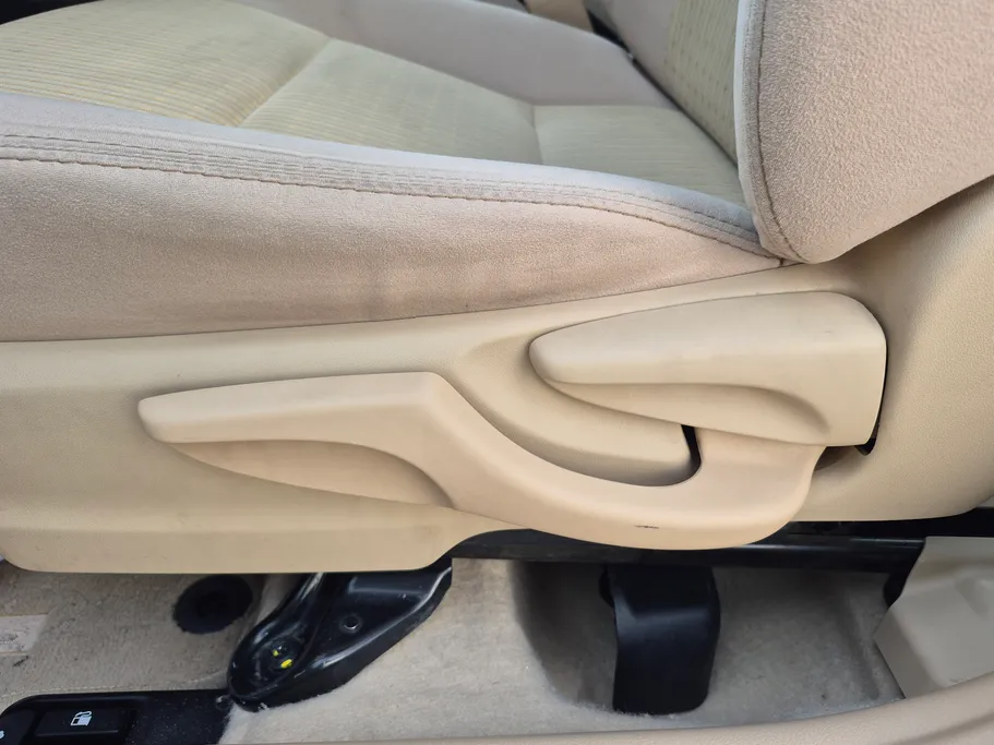 2022 Toyota Yaris  Y 