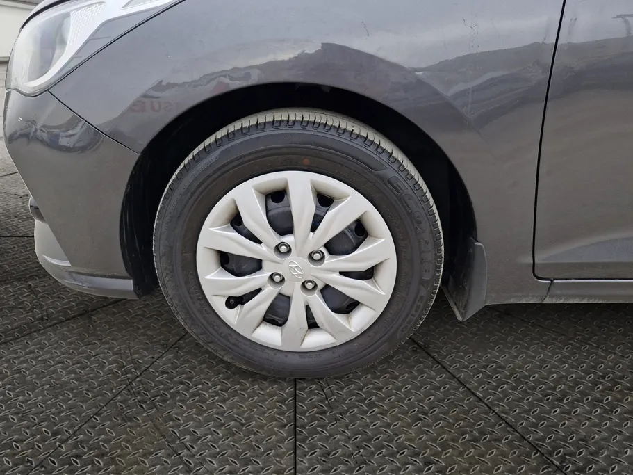 هيونداي اكسنت سمارت 2023 