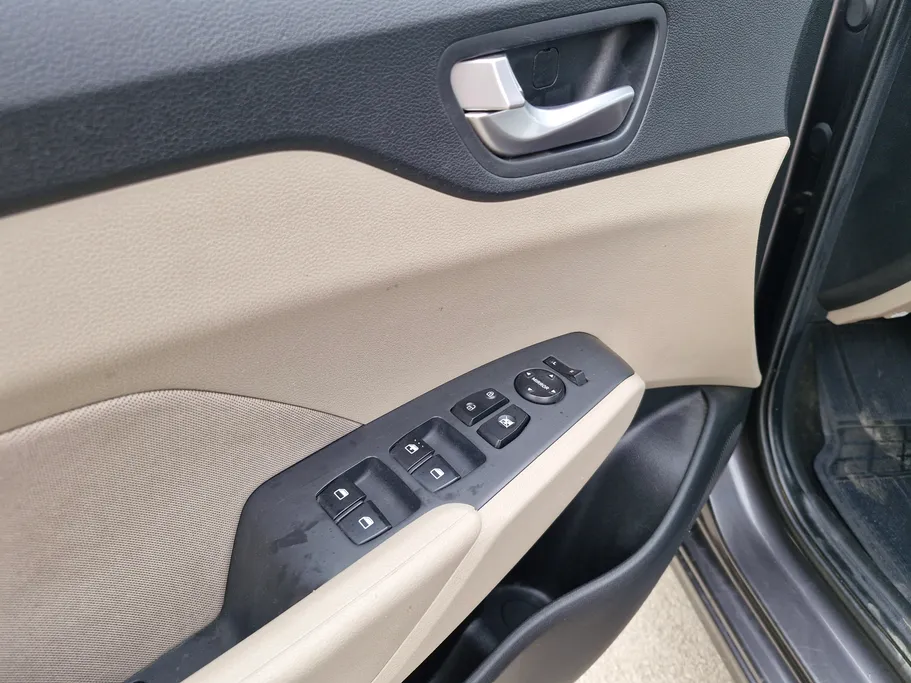 هيونداي اكسنت سمارت 2023 