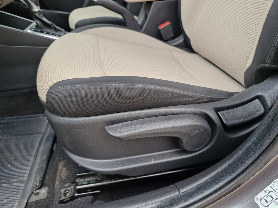 هيونداي اكسنت سمارت 2023 