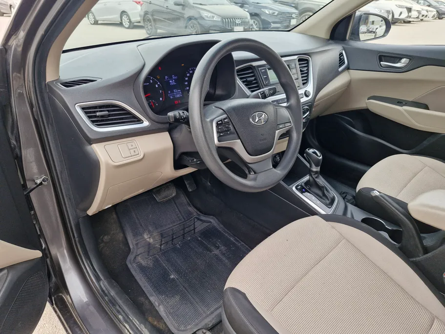 هيونداي اكسنت سمارت 2023 