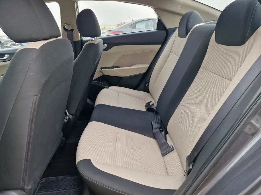 هيونداي اكسنت سمارت 2023 