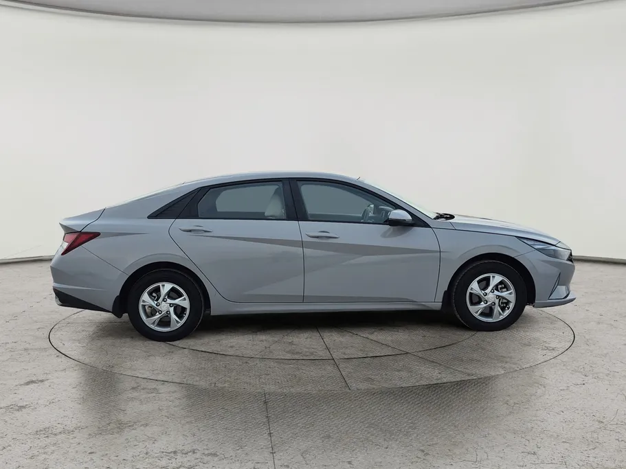 2023 Hyundai Elantra Fleet 