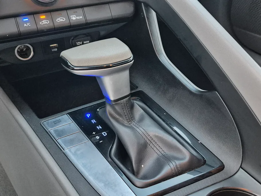 2023 Hyundai Elantra Fleet 