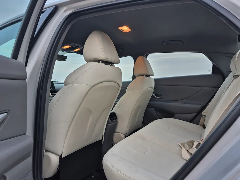 2023 Hyundai Elantra Fleet 