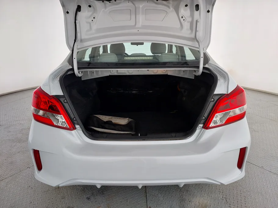 ميتسوبيشي اتراج L 2021 