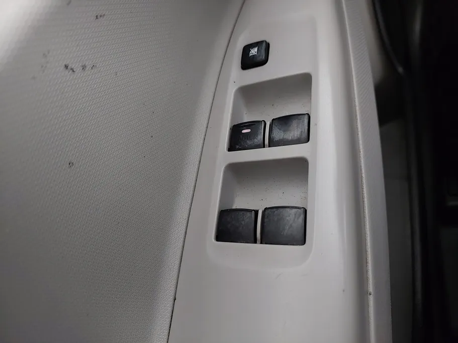 ميتسوبيشي اتراج L 2021 