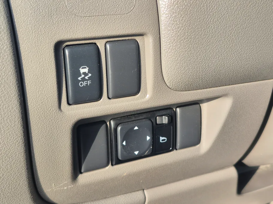 نيسان صني SV 2022 