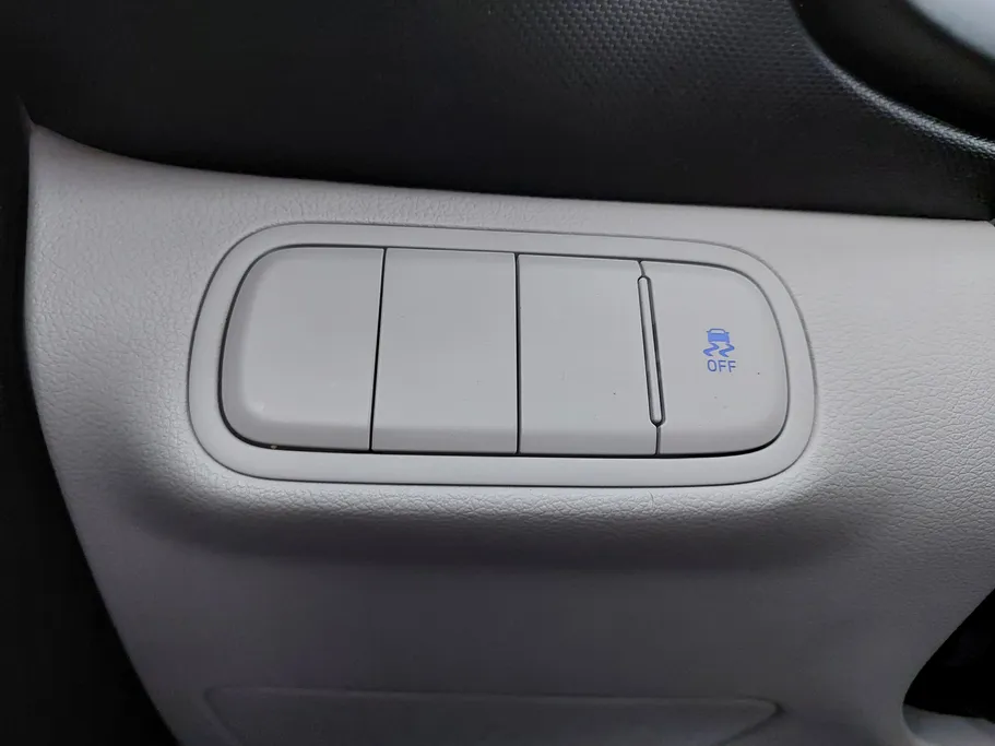 هيونداي فينو سمارت 2024 