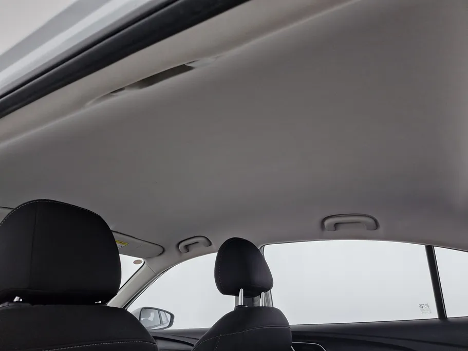 ام جي 5 STD 2023 