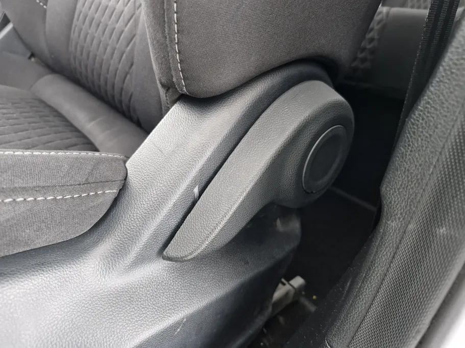 ام جي 5 STD 2023 