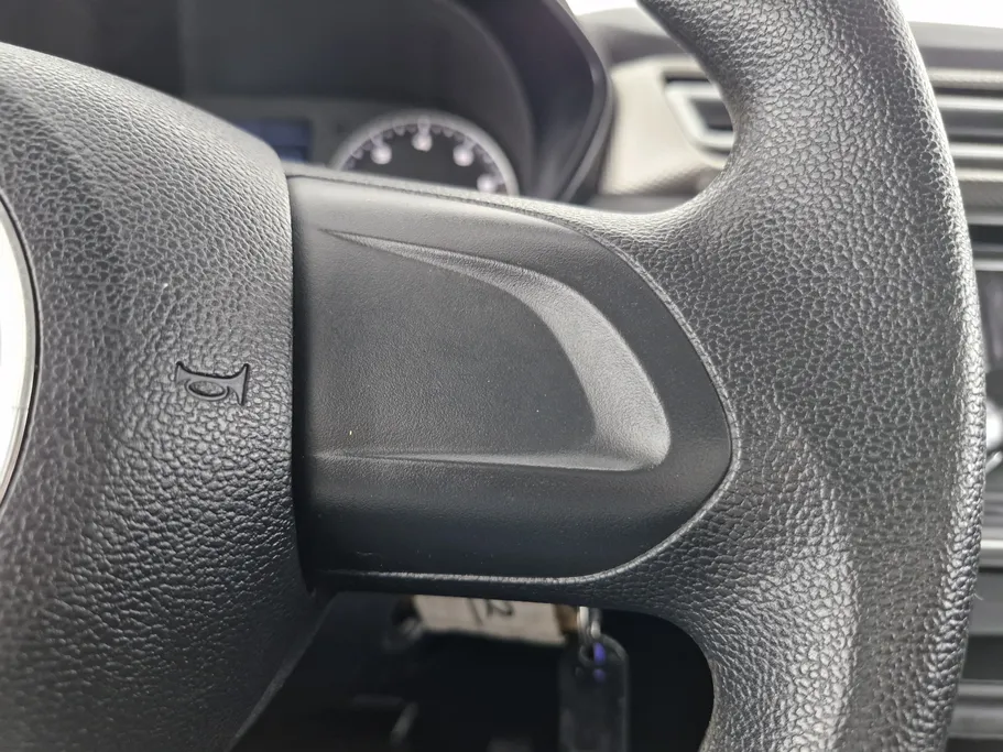 ام جي 5 STD 2023 