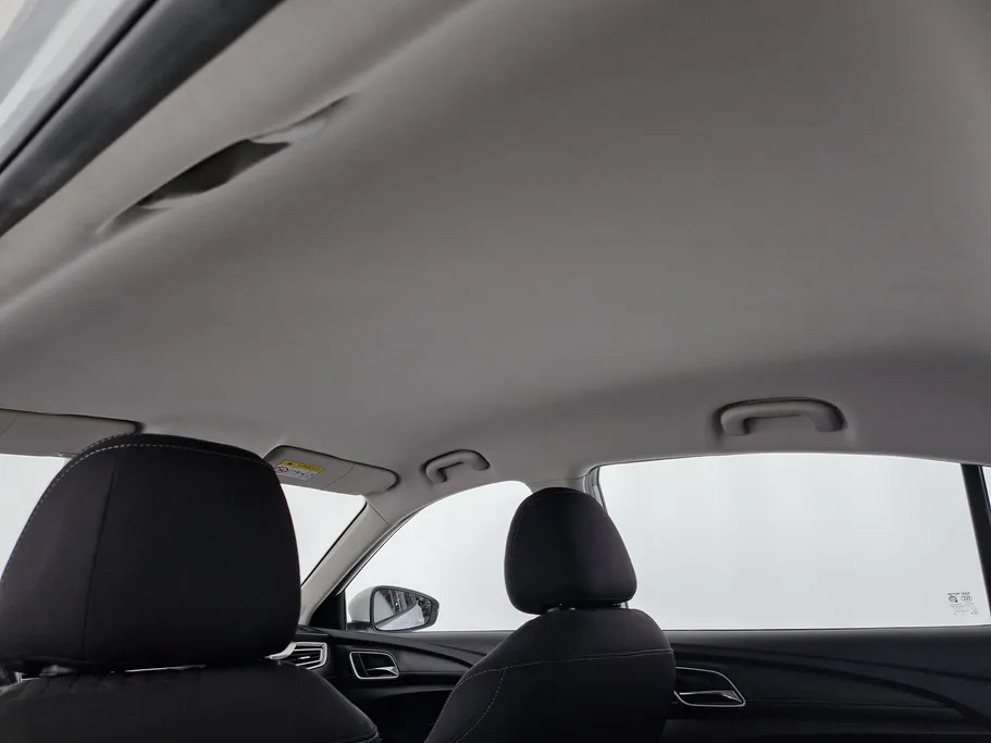 ام جي 5 STD 2023 