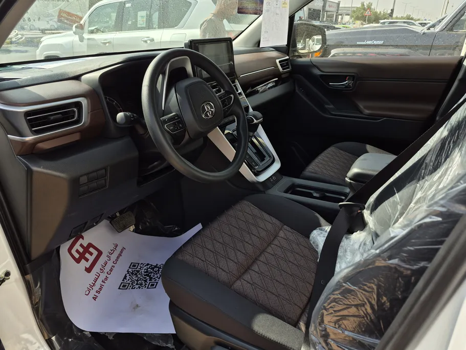 تويوتا اينوفا GL 2025 