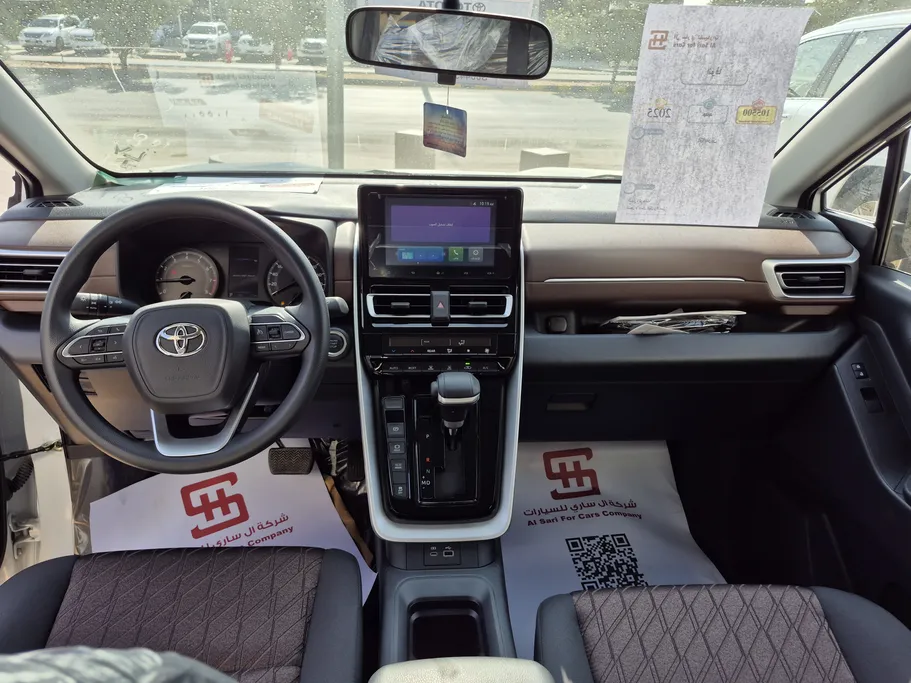 تويوتا اينوفا GL 2025 