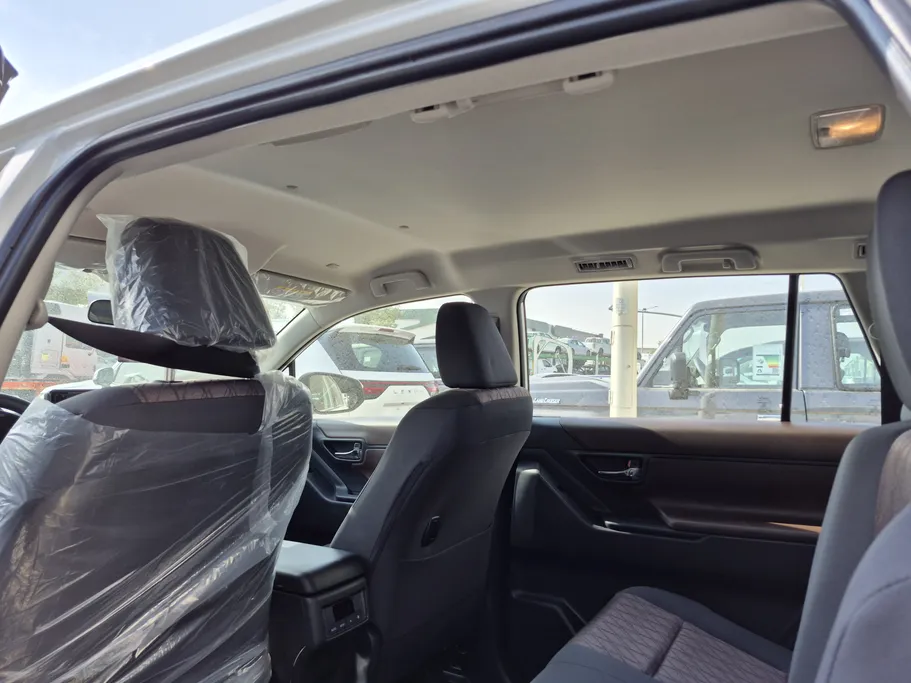 تويوتا اينوفا GL 2025 