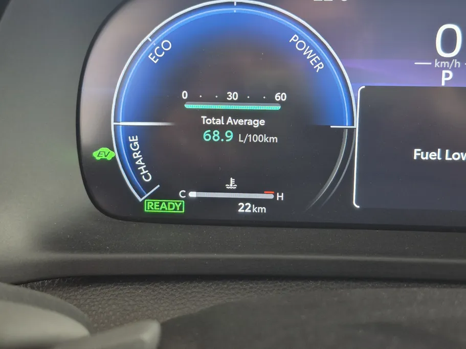 تويوتا كراون Majesta 2025 