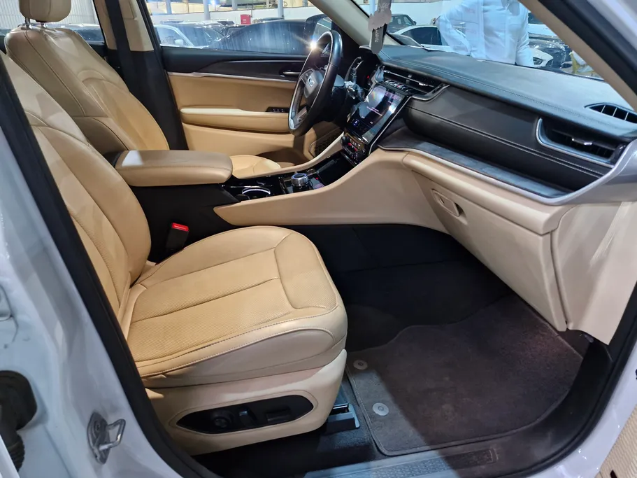 2022 Jeep Grand Cherokee ليمتد 