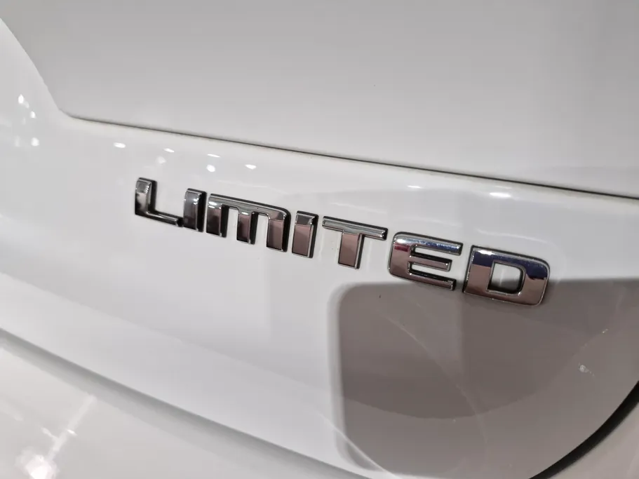 2022 Jeep Grand Cherokee ليمتد 