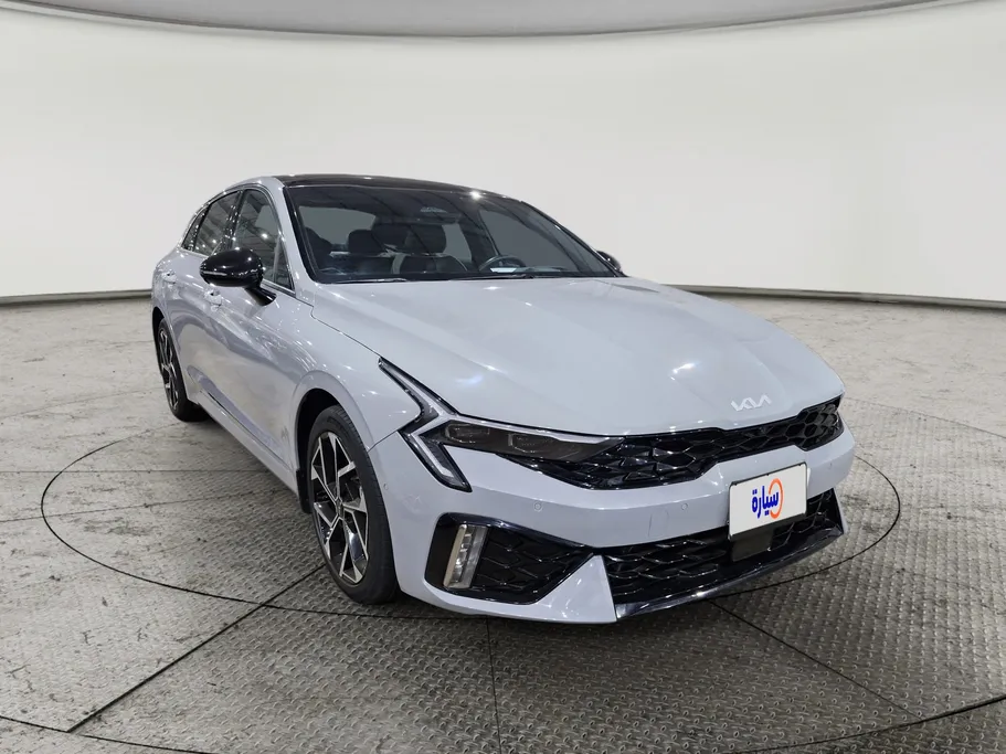 2025 Kia K5 GT Line 