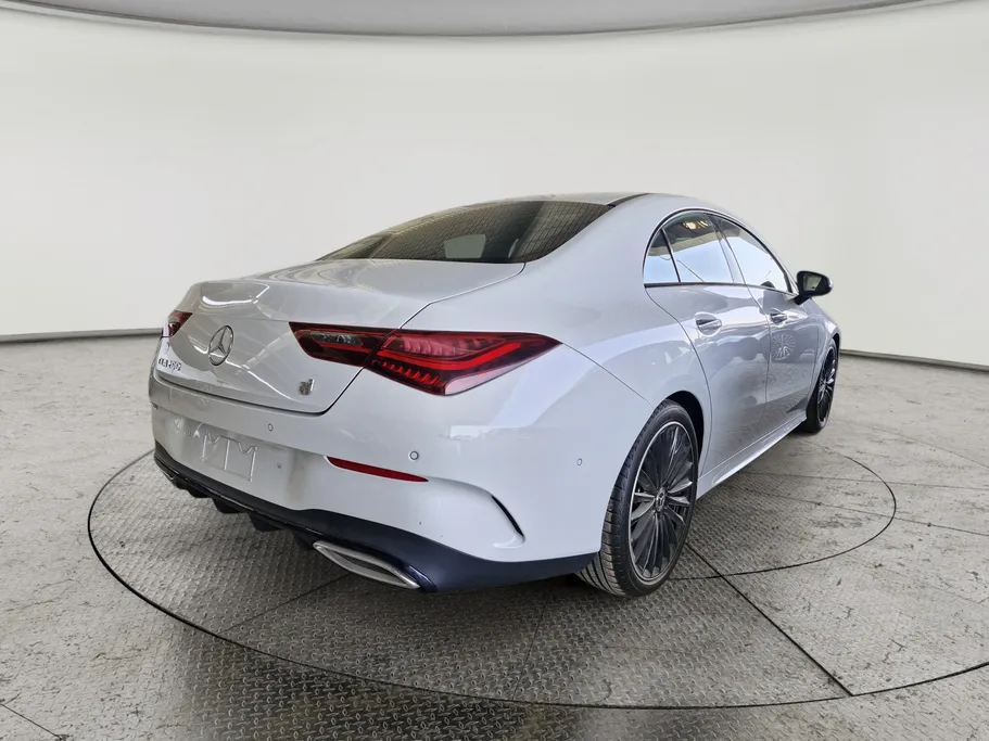 2024 Mercedes CLA 200 