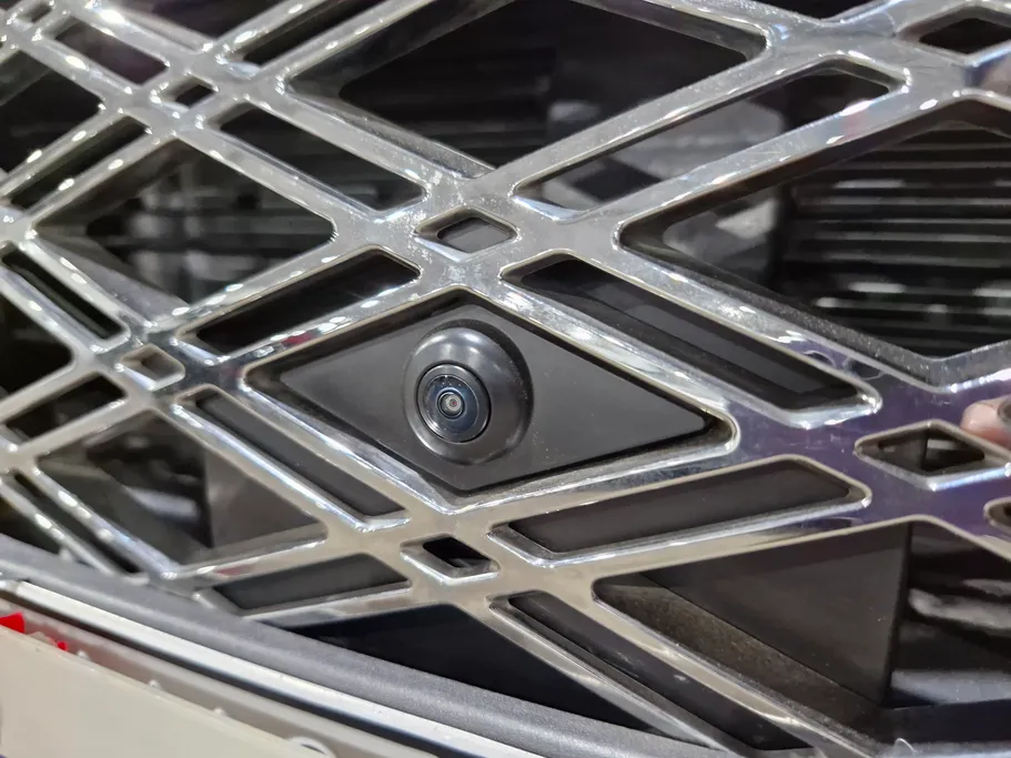 2025 Genesis G80 PRESTIGE 