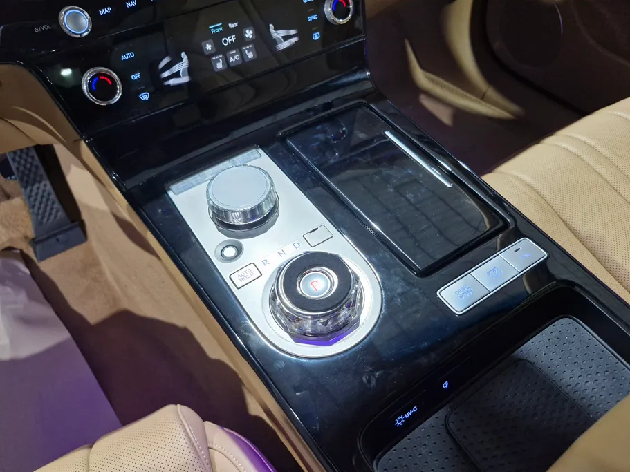 2025 Genesis G80 PRESTIGE 