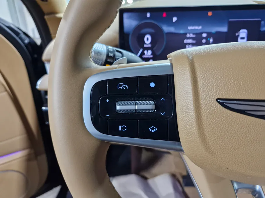 2025 Genesis G80 PRESTIGE 