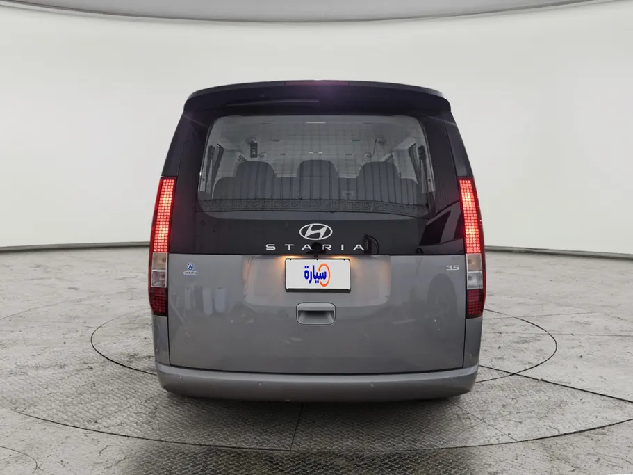 2025 Hyundai Staria Smart 11 ST 