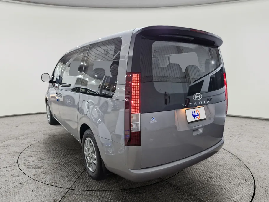 2025 Hyundai Staria Smart 11 ST 