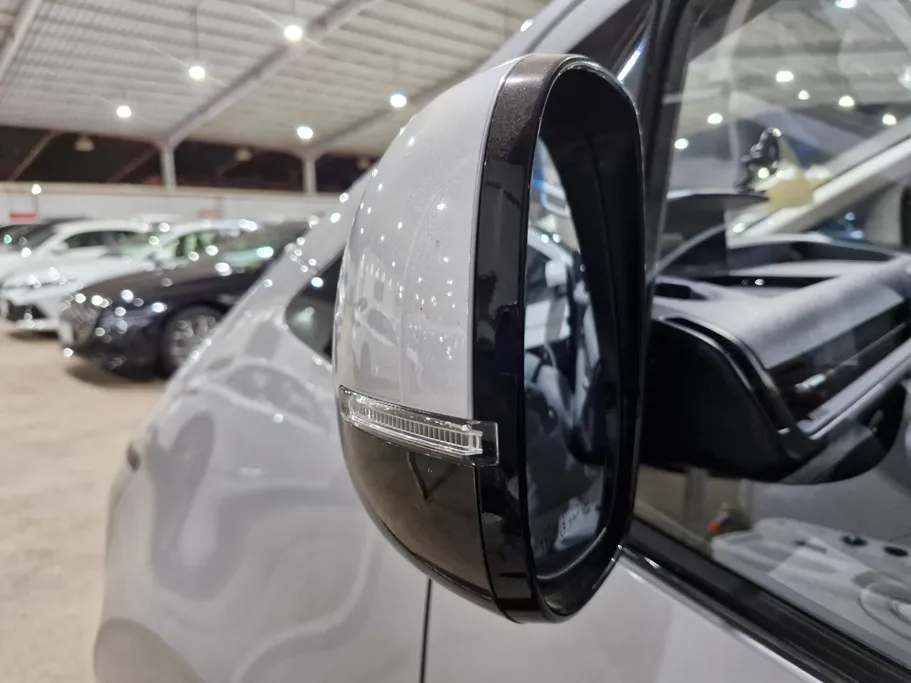 2025 Hyundai Staria Smart 11 ST 