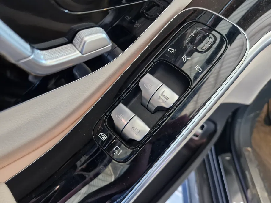 2023 Mercedes S Class 450 