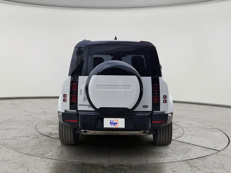 2023 Range Rover Defender P400 