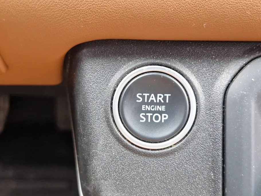 2023 Range Rover Defender P400 